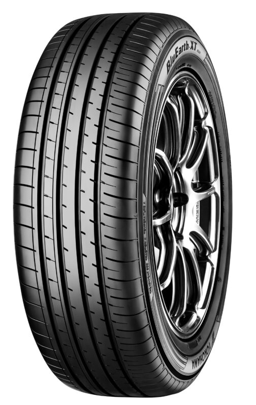 YOKOHAMA 235/50R20 100V BluEarth-XT Runflat AE61