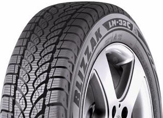 Bridgestone BLIZZAK LM32C